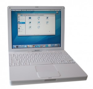 iBook G4 (Late 2004)